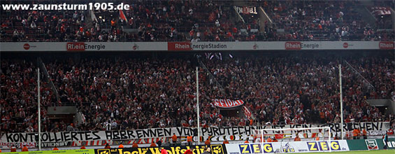 1. FC Köln vs Borussia Mönchengladbach (1-1) (30)