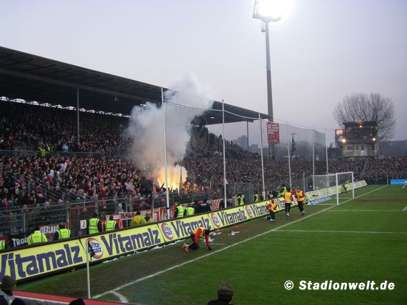 FC St. Pauli vs 1. FC Köln (3-0) (16)