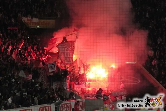 VfB Stuttgart vs 1. FC Köln (2-2) (8)