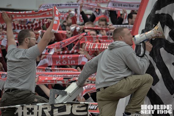 SSV Jahn Regensburg vs 1. FC Köln (2-3) (8)