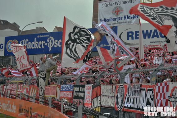 SSV Jahn Regensburg vs 1. FC Köln (2-3) (9)