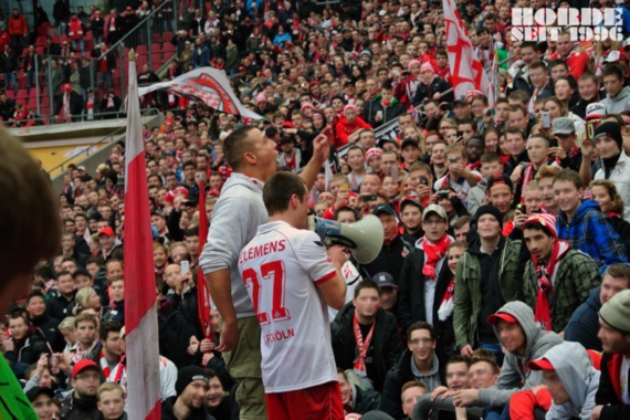 1. FC Köln vs SC Paderborn (3-0) (40)