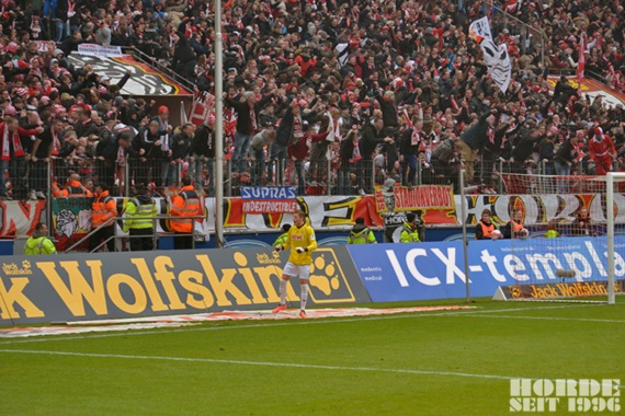 1. FC Köln vs SSV Jahn Regensburg (2-1) (14)