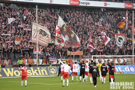 1. FC Köln vs SSV Jahn Regensburg (2-1) (17)