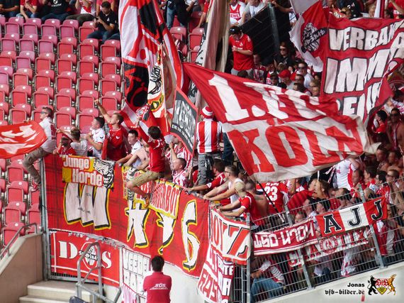 VfB Stuttgart vs 1. FC Köln (0-2) (10)