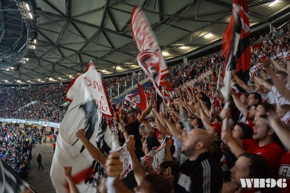 Hannover 96 vs 1. FC Köln (1-0) (8)