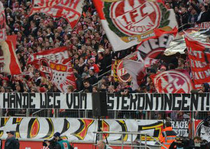 1. FC Köln vs FC Augsburg (0-1)