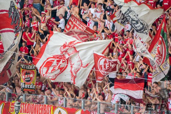 VfL Wolfsburg vs 1. FC Köln (2-1) (8)