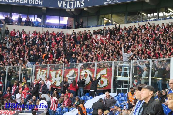 FC Schalke 04 vs 1. FC Köln (1-1) (9)