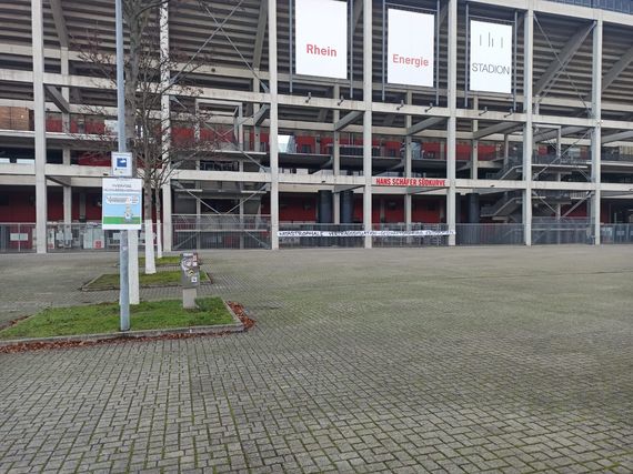 1. FC Köln vs VfL Wolfsburg (2-2) (18)