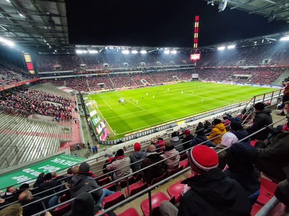 1. FC Köln vs FC Augsburg (0-2) (1)