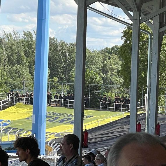 1. FC Lokomotive Leipzig vs FC Carl Zeiss Jena (0-0) (4)