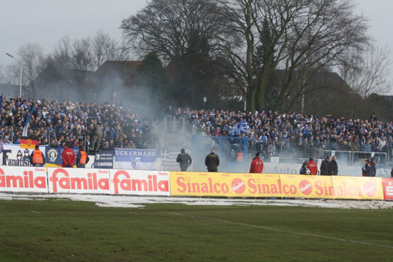 Holstein Kiel vs 1. FC Magdeburg (1-1) (8)