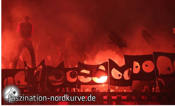 1. FC Nürnberg vs VfB Stuttgart (2-0) (10)