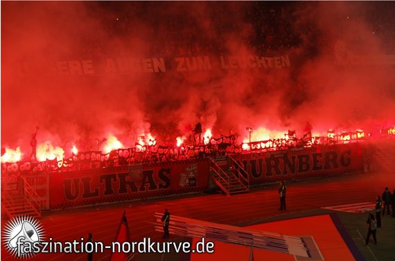 1. FC Nürnberg vs VfB Stuttgart (2-0) (11)