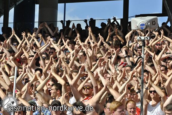 1. FC Nürnberg vs FC Erzgebirge Aue (1-0) (4)
