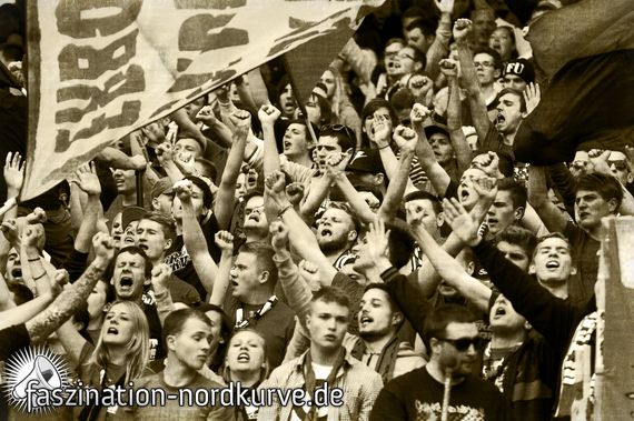 1. FC Nürnberg vs VfR Aalen (2-1) (14)