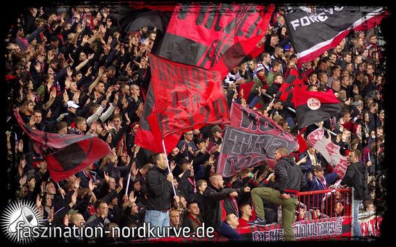 FC St. Pauli vs 1. FC Nürnberg (1-1) (14)