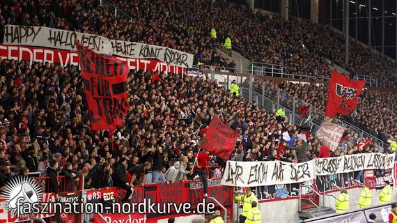 FC St. Pauli vs 1. FC Nürnberg (1-1) (16)