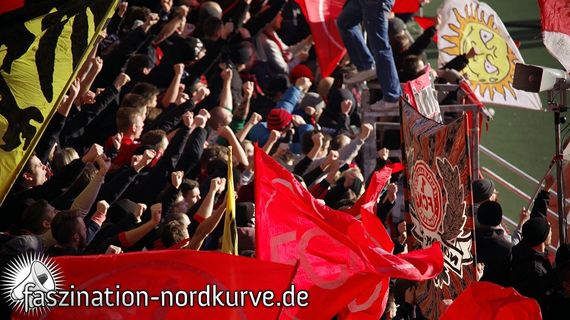 1. FC Nürnberg vs SV Sandhausen (1-3) (15)