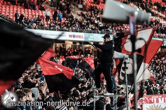 1. FC Nürnberg vs Eintracht Braunschweig (1-1) (5)