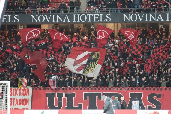 1. FC Nürnberg vs SSV Jahn Regensburg (2-2) (5)