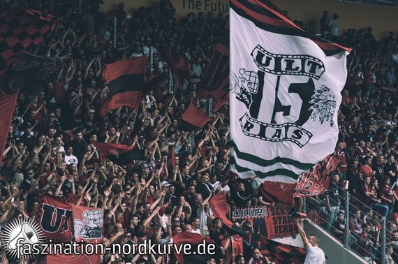 SSV Jahn Regensburg vs 1. FC Nürnberg (0-1) (7)