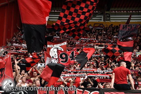 SSV Jahn Regensburg vs 1. FC Nürnberg (0-1) (23)
