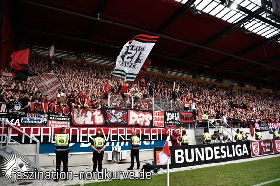 SSV Jahn Regensburg vs 1. FC Nürnberg (0-1) (27)