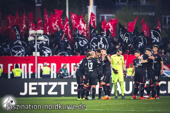 Holstein Kiel vs 1. FC Nürnberg (1-3) (37)
