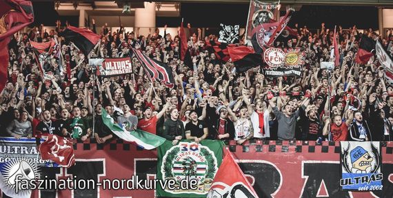 1. FC Nürnberg vs Eintracht Braunschweig (2-0) (9)