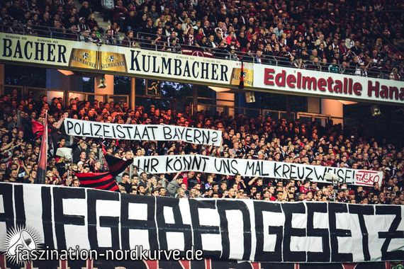 1. FC Nürnberg vs Eintracht Braunschweig (2-0) (16)