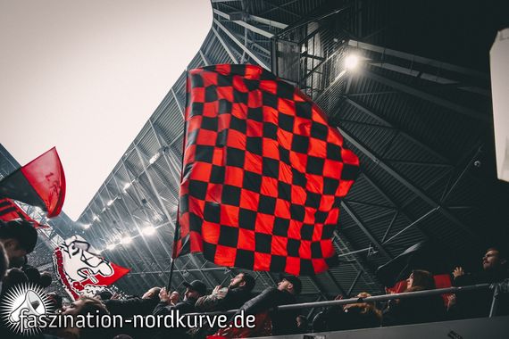 FC Augsburg vs 1. FC Nürnberg (2-2) (13)