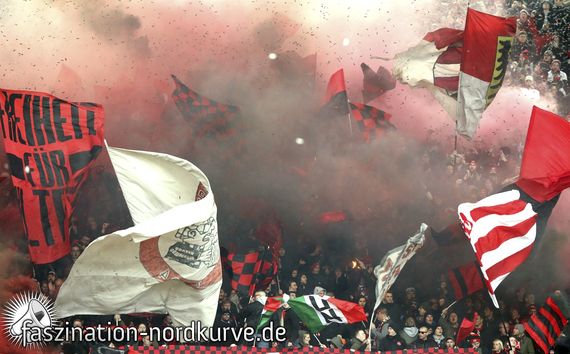 Hannover 96 vs 1. FC Nürnberg (2-0) (3)