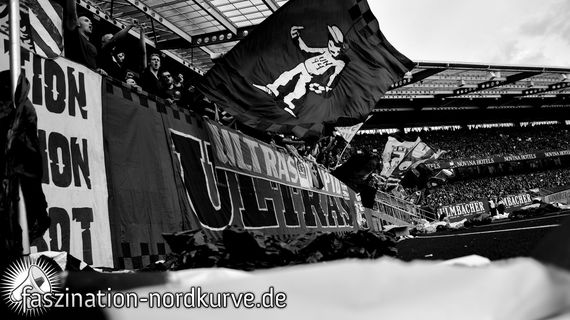1. FC Nürnberg vs Hannover 96 (2-0) (21)