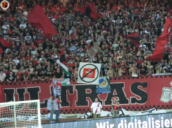 1. FC Nürnberg vs Hamburger SV (0-4) (8)
