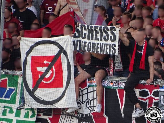 SV Sandhausen vs 1. FC Nürnberg (3-2) (24)