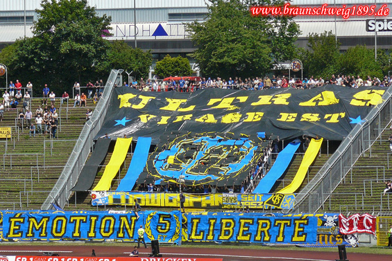 1. FC Saarbrücken vs Eintracht Braunschweig (0-3) (2)