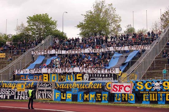 1. FC Saarbrücken vs KSV Hessen Kassel (2-0) (7)