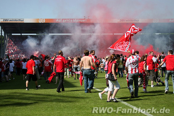 1. FSV Mainz 05 vs Rot-Weiß Oberhausen (4-0) (8)
