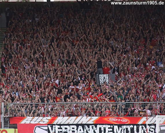 1. FSV Mainz 05 vs Eintracht Frankfurt (3-0) (15)