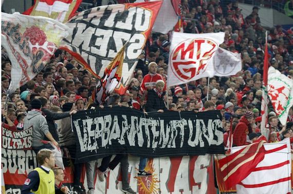 1. FSV Mainz 05 vs FC Erzgebirge Aue (2-0) (9)