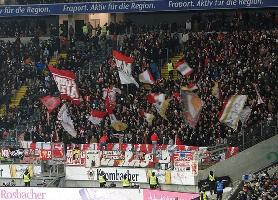 Eintracht Frankfurt vs 1. FSV Mainz 05 (3-0) (2)