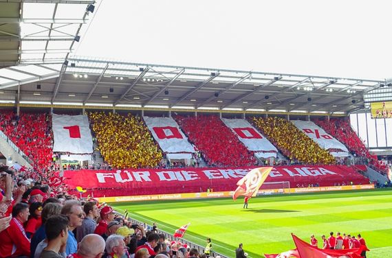 1. FSV Mainz 05 vs Eintracht Frankfurt (4-2) (2)