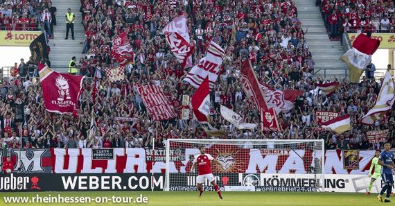 1. FSV Mainz 05 vs Hamburger SV (3-2) (12)