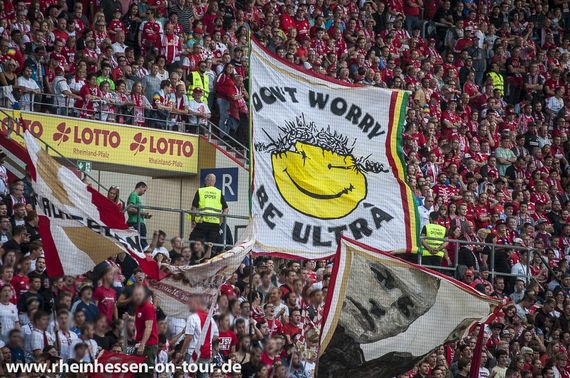 1. FSV Mainz 05 vs FC Augsburg (2-1) (16)