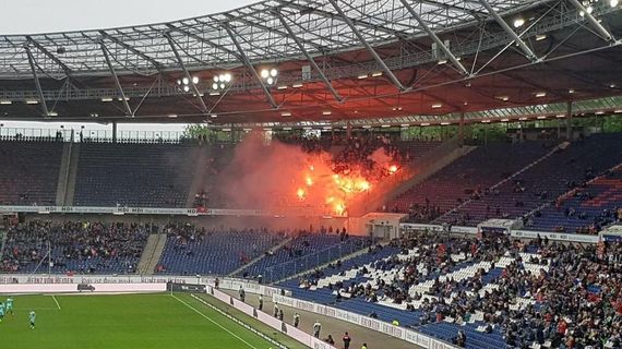 Hannover 96 vs 1. FSV Mainz 05 (1-0) (4)
