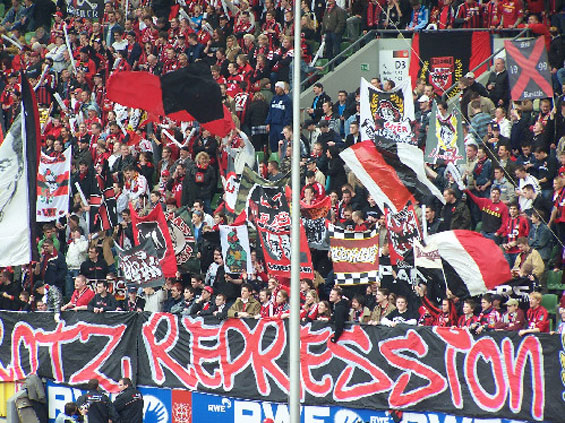 Bayer 04 Leverkusen vs 1. FC Kaiserslautern (2-0) (3)