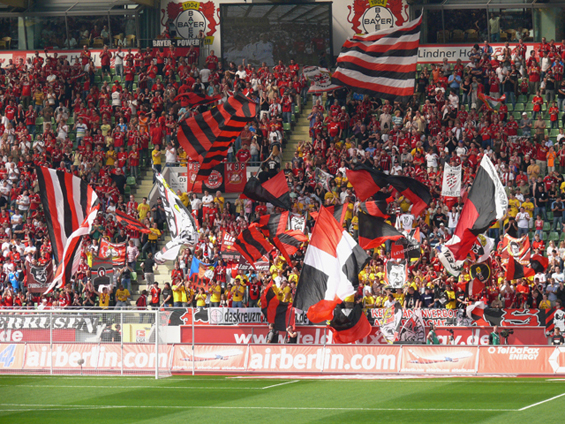 Bayer 04 Leverkusen vs Karlsruher SC (3-0) (2)