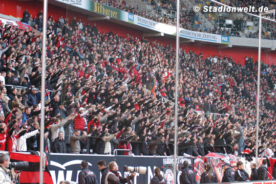 Bayer 04 Leverkusen vs Eintracht Frankfurt (1-1) (7)